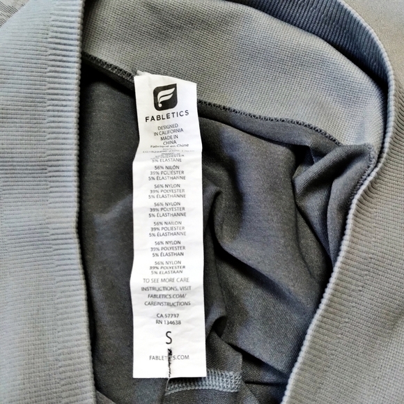 Fabletics High-Waisted Seamless Leggings - Picture 7 of 9